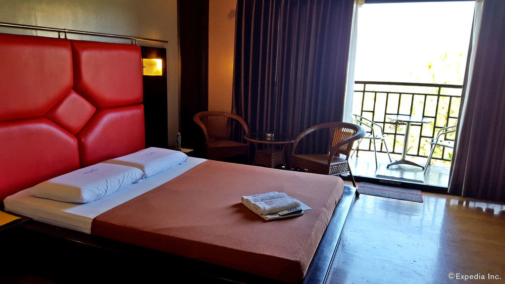Hollywood Drive-In Hotel Baguio City Extérieur photo
