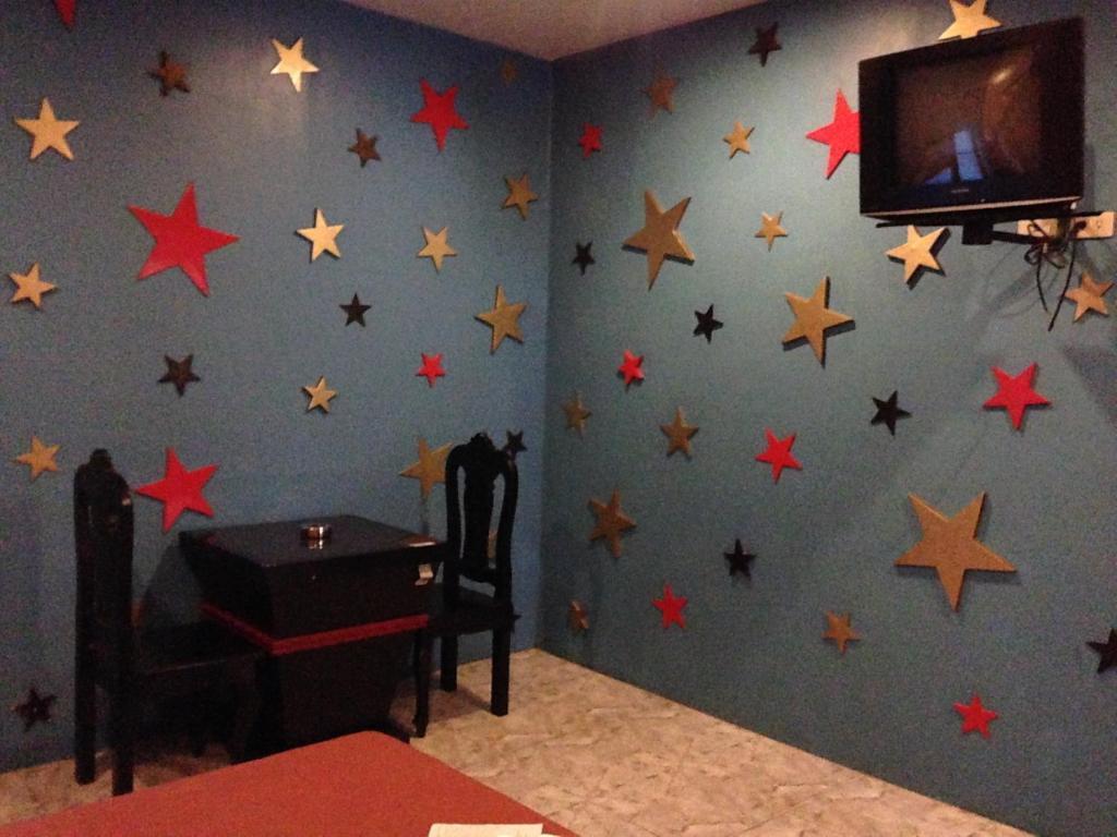 Hollywood Drive-In Hotel Baguio City Extérieur photo