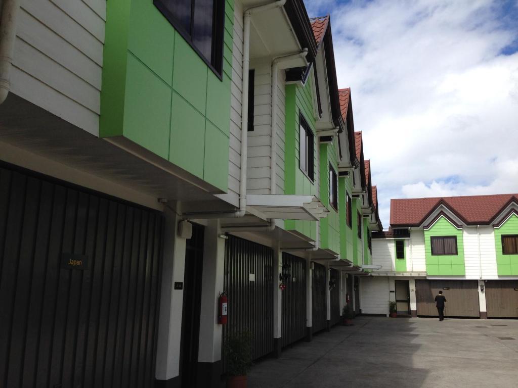 Hollywood Drive-In Hotel Baguio City Extérieur photo