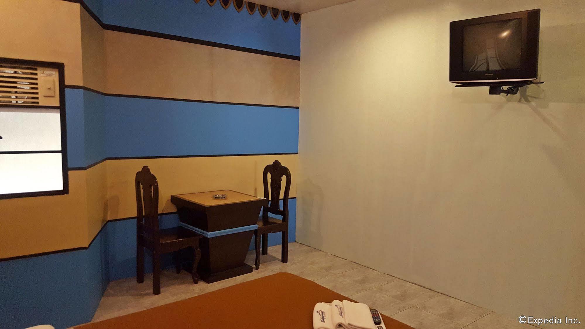 Hollywood Drive-In Hotel Baguio City Extérieur photo