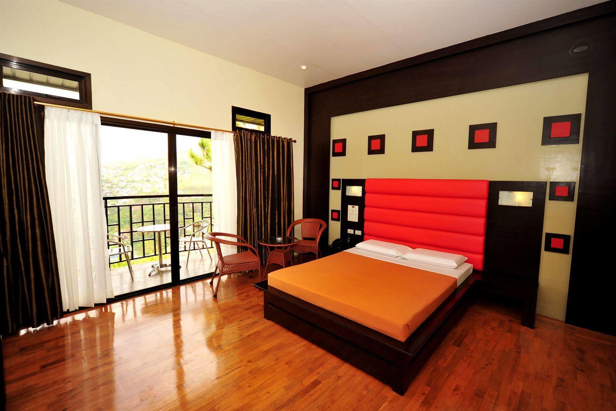 Hollywood Drive-In Hotel Baguio City Extérieur photo